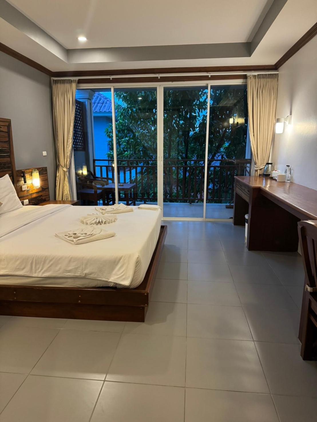 Pratum Resort Кхаулак Экстерьер фото
